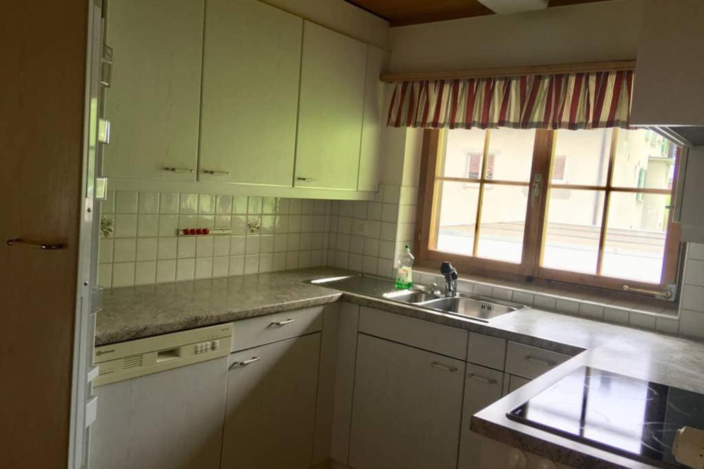 Ferienwohnung Uf Z'Enisch Klosters-Serneus Exterior foto