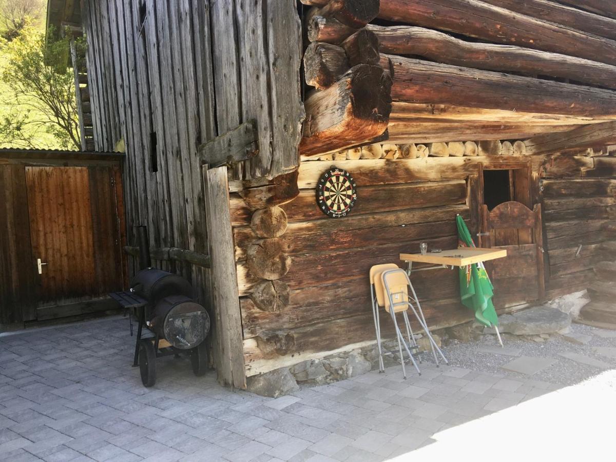 Ferienwohnung Uf Z'Enisch Klosters-Serneus Exterior foto