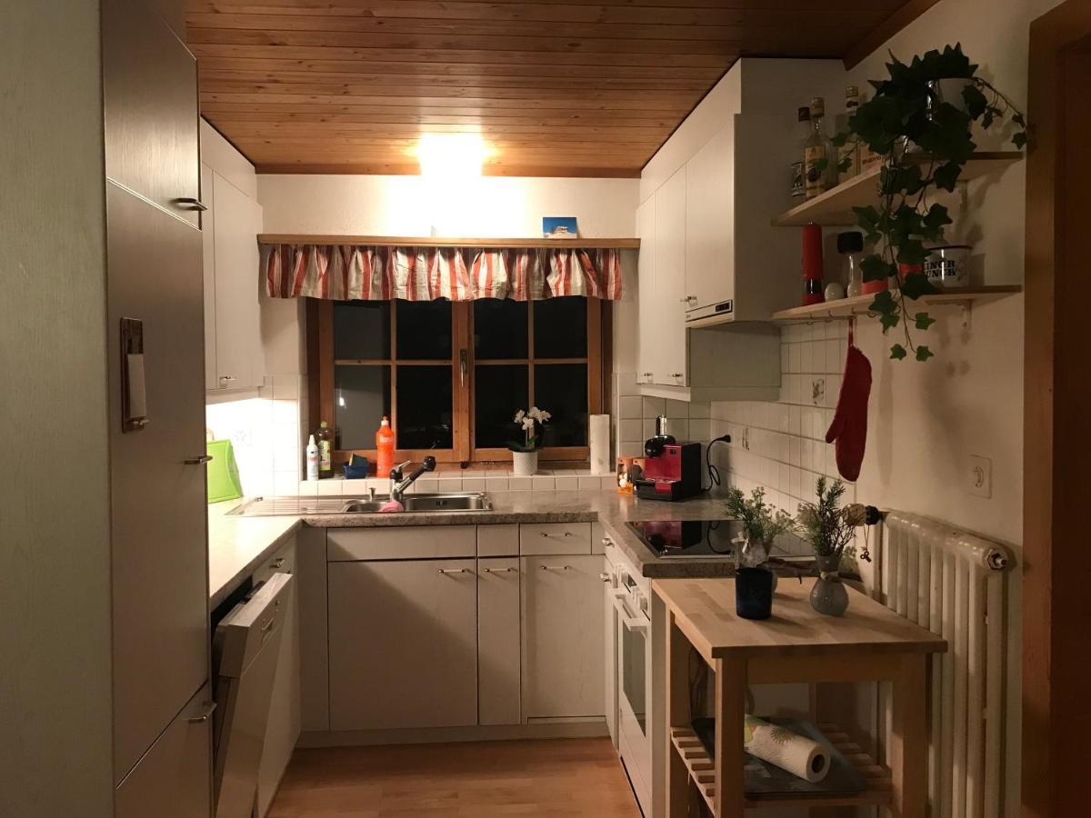 Ferienwohnung Uf Z'Enisch Klosters-Serneus Exterior foto